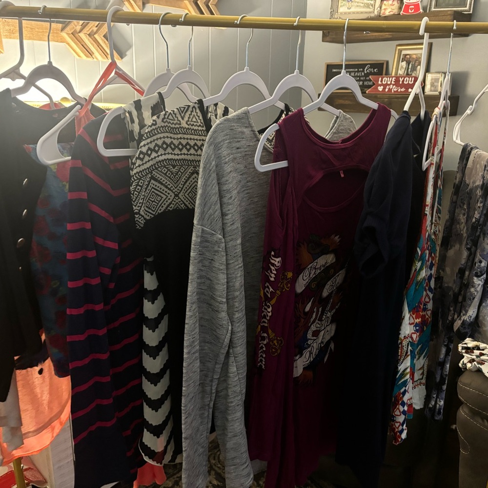 Women’s Tops Lot